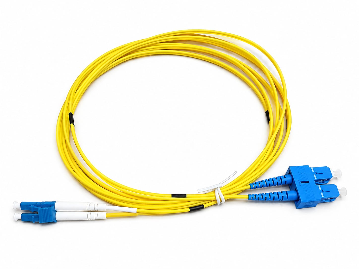 Patchcord LC/UPC - SC/UPC - Duplex 3metros <br><b style="color:#0E2288">$10.9 USD</b>